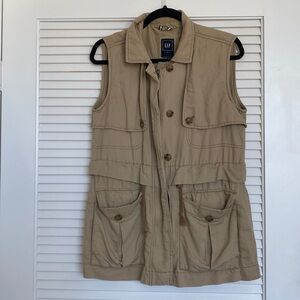 Gap Sleeveless Khaki Utility Cargo Jacket Vest size Medium